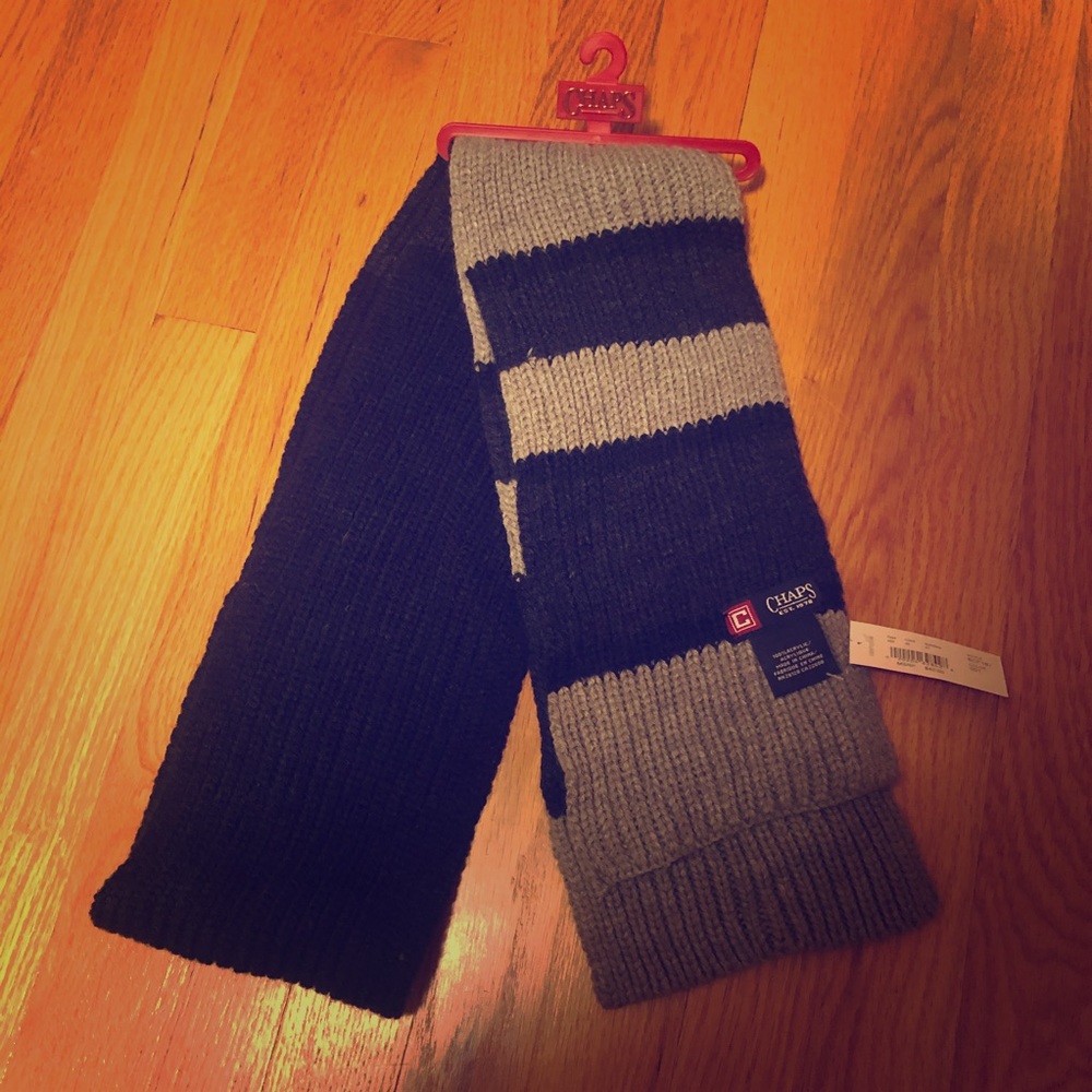 ✨NWT Chaps Scarf